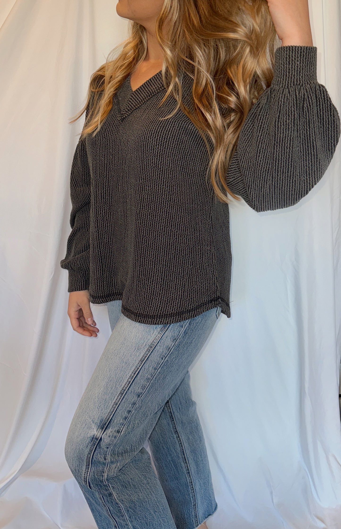 Olivia Ribbed V-Neck Exposed Seam Top