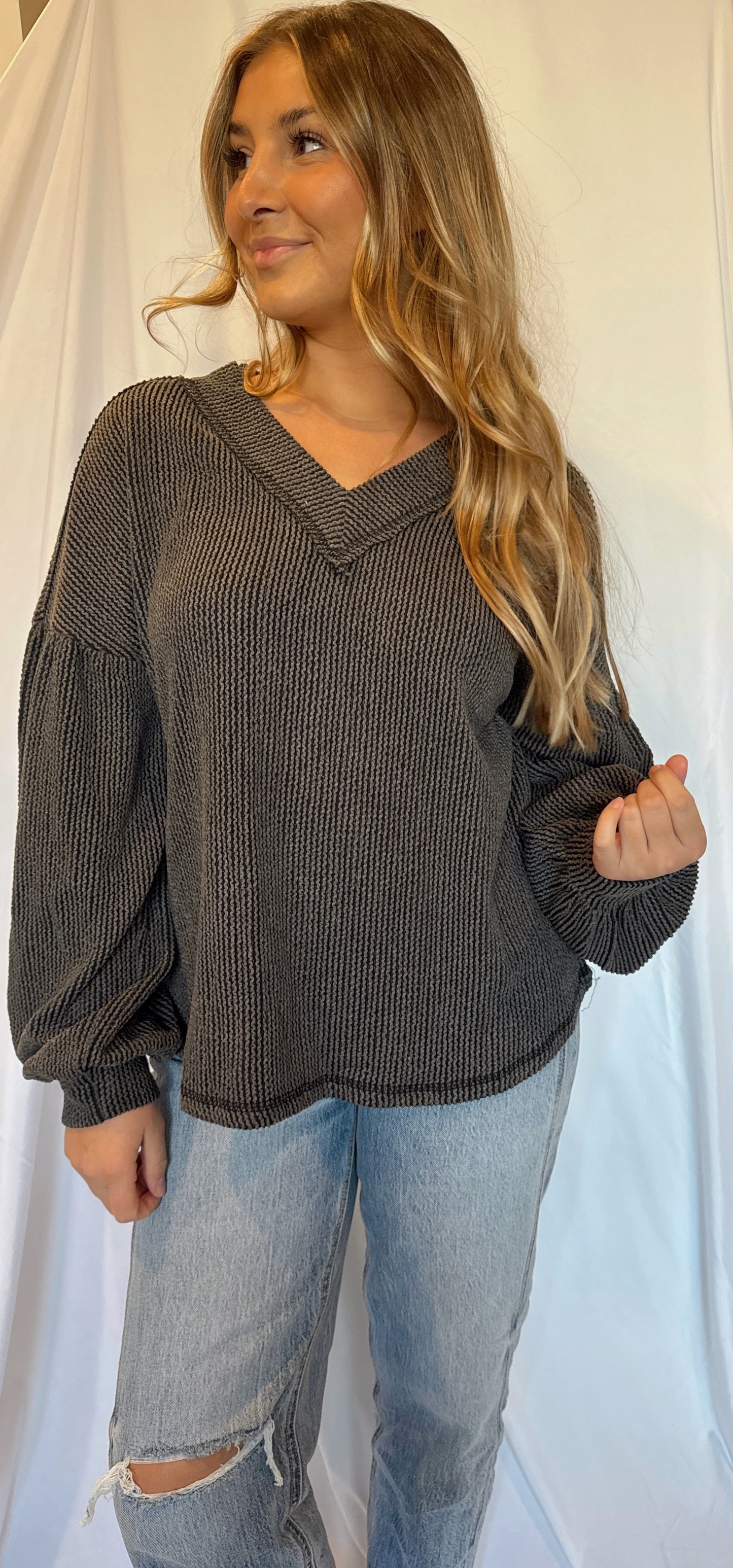 Olivia Ribbed V-Neck Exposed Seam Top
